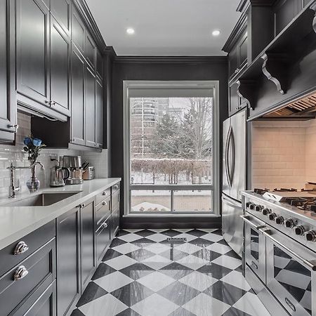 E Residential Luxury Rental Toronto Exterior photo